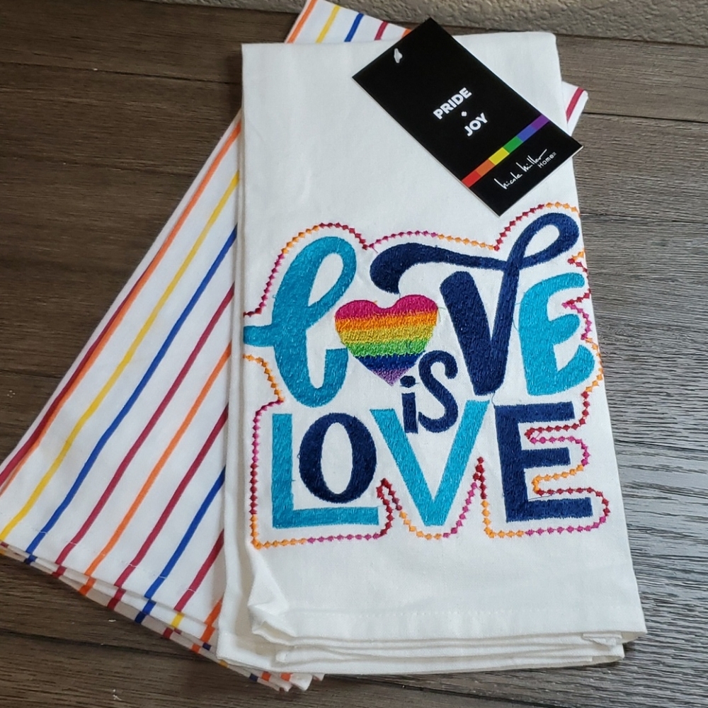 Nicole Miller "LOVE IS LOVE" set of Kitchen Towels